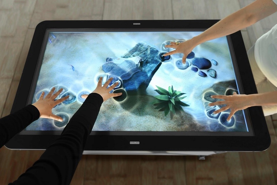 4 Reasons Why “Touch Screens” Are The New Trend In Marketing
